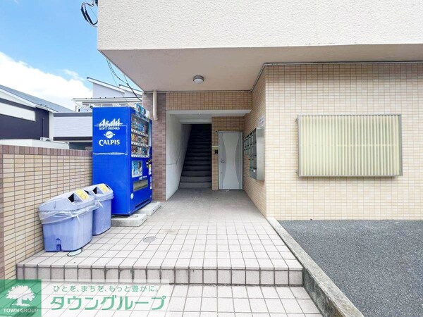 エントランス(エントランス)