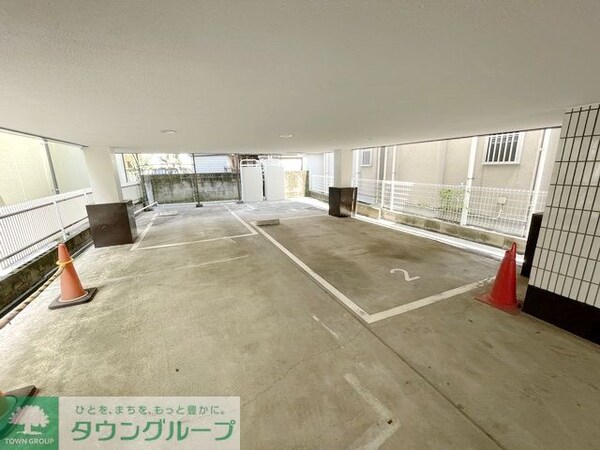駐車場(駐車場)