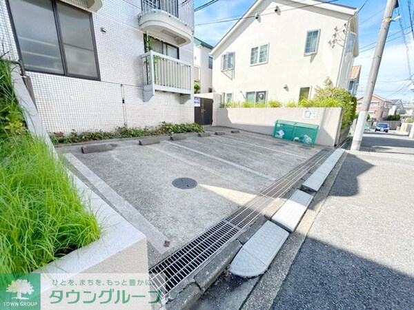 駐車場(駐車場)