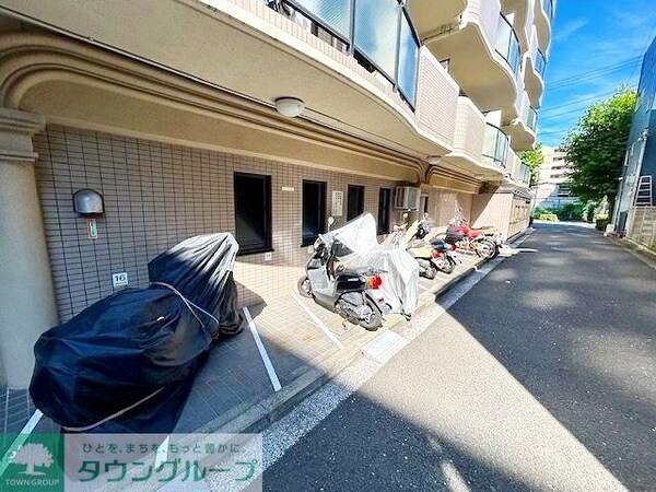 駐車場(駐車場)