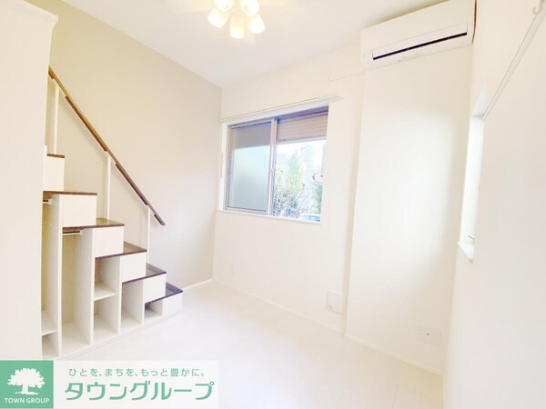 リビング・居室(※別部屋参考写真)