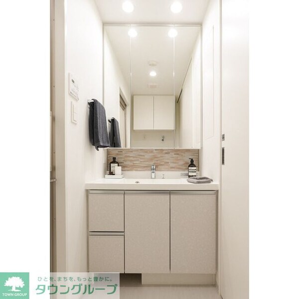 洗面(【家具・家電の備え付けはありません】)