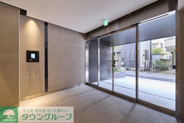 物件内観写真7　(エントランス)