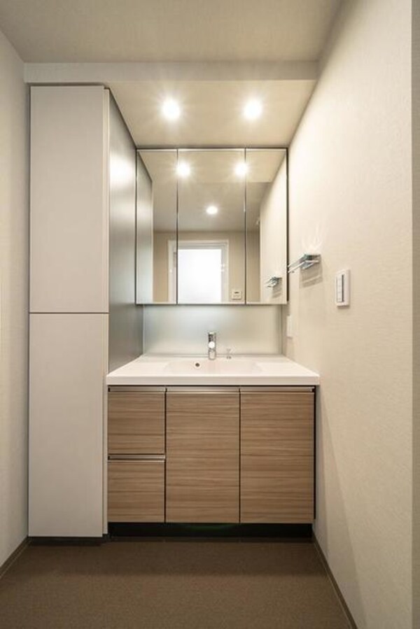 洗面(※写真は同タイプ住戸です。)