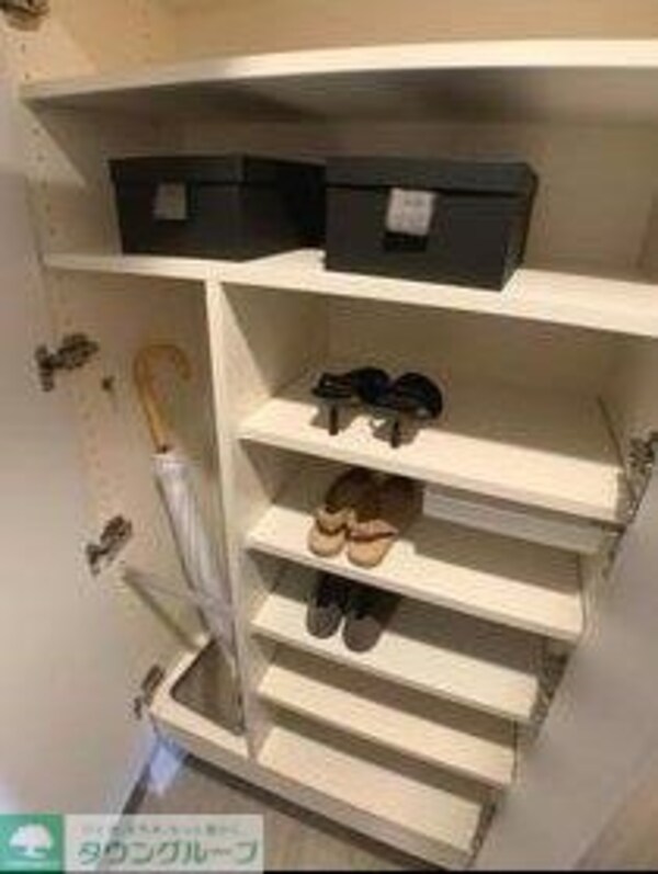 玄関(家具はイメージです)