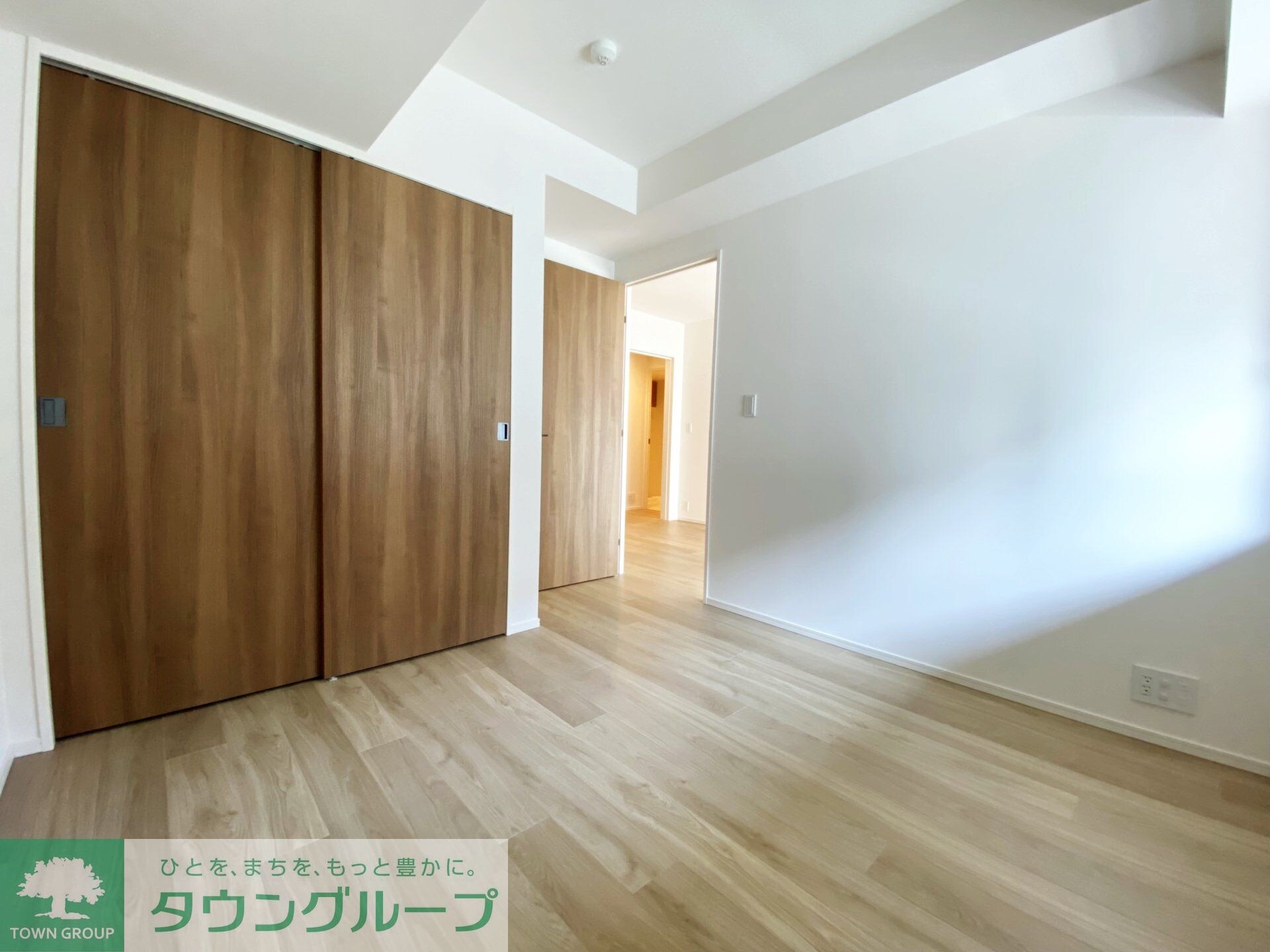 物件内観写真10　(リビング/居室)