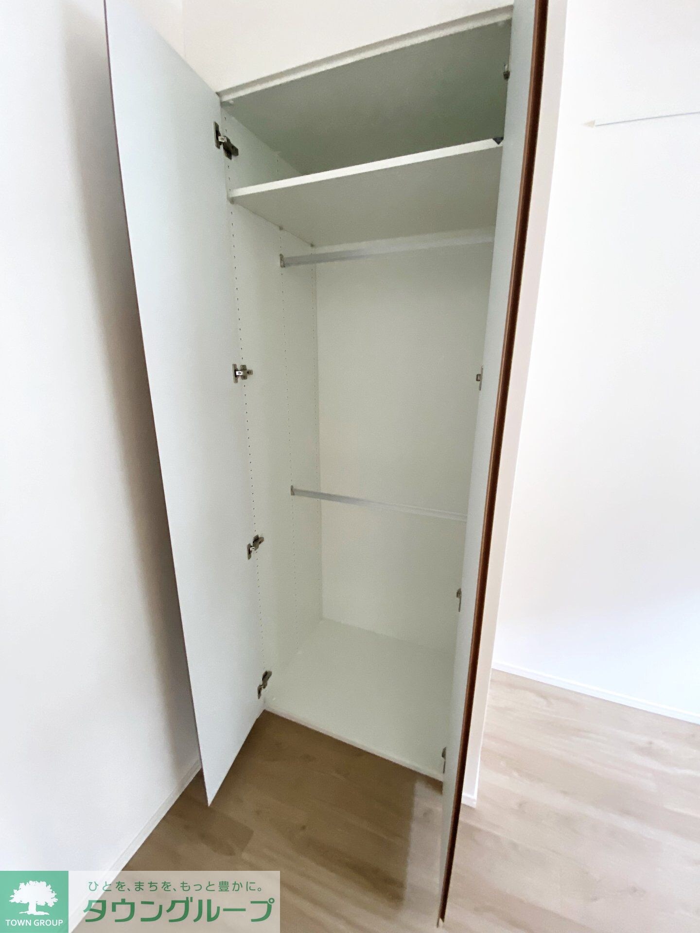 物件内観写真13　(収納)