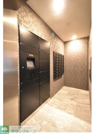 物件内観写真9　(エントランス)