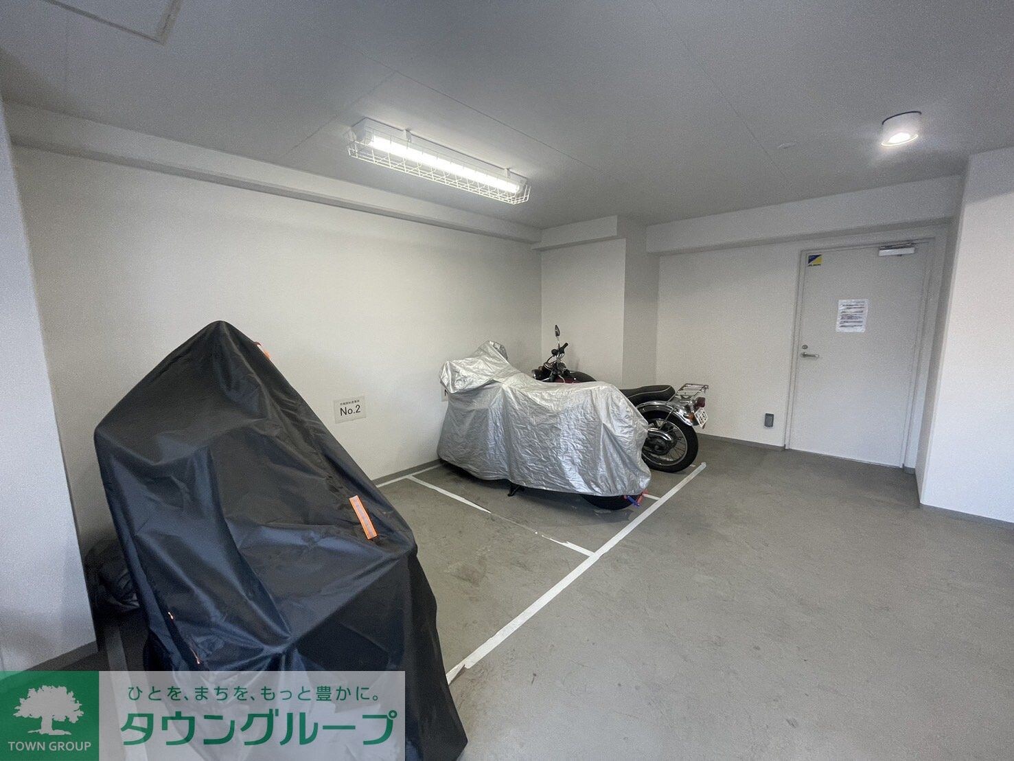 物件内観写真19　(駐車場)