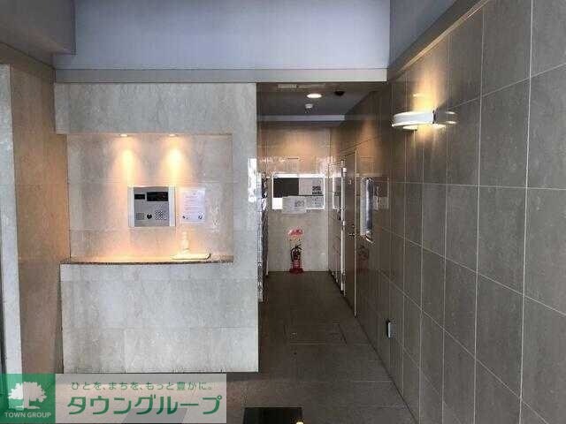 物件内観写真10　(エントランス)