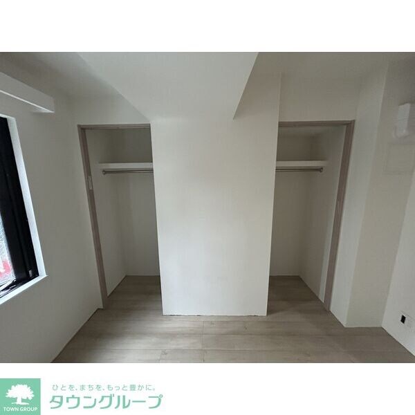 物件内観写真7　(収納)