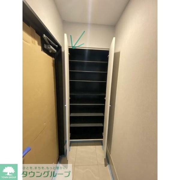 玄関(収納)