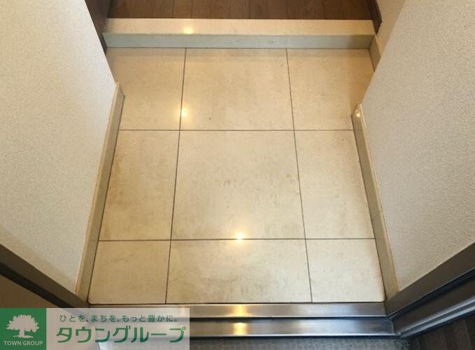 物件内観写真17　(玄関)