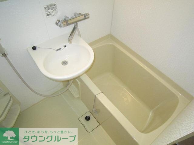 物件内観写真3　(洗面)