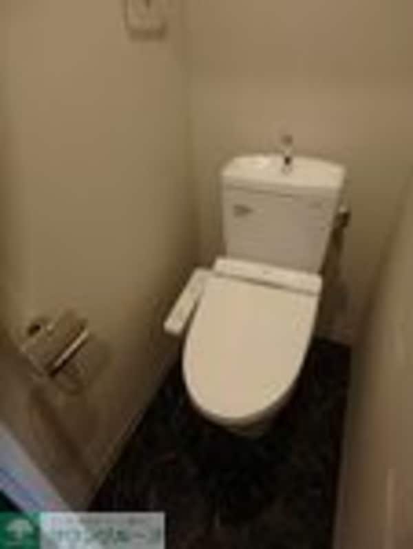 トイレ(トイレ)