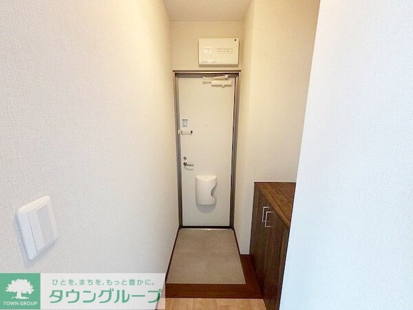 玄関(設備)