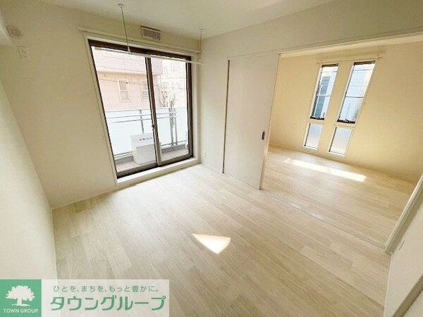 リビング・居室(同物件参考写真)