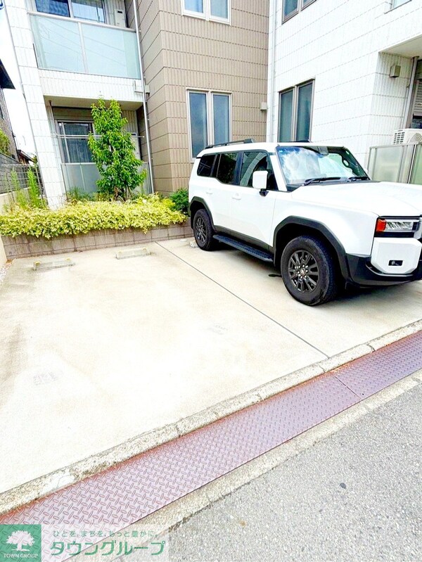 駐車場(駐車場)