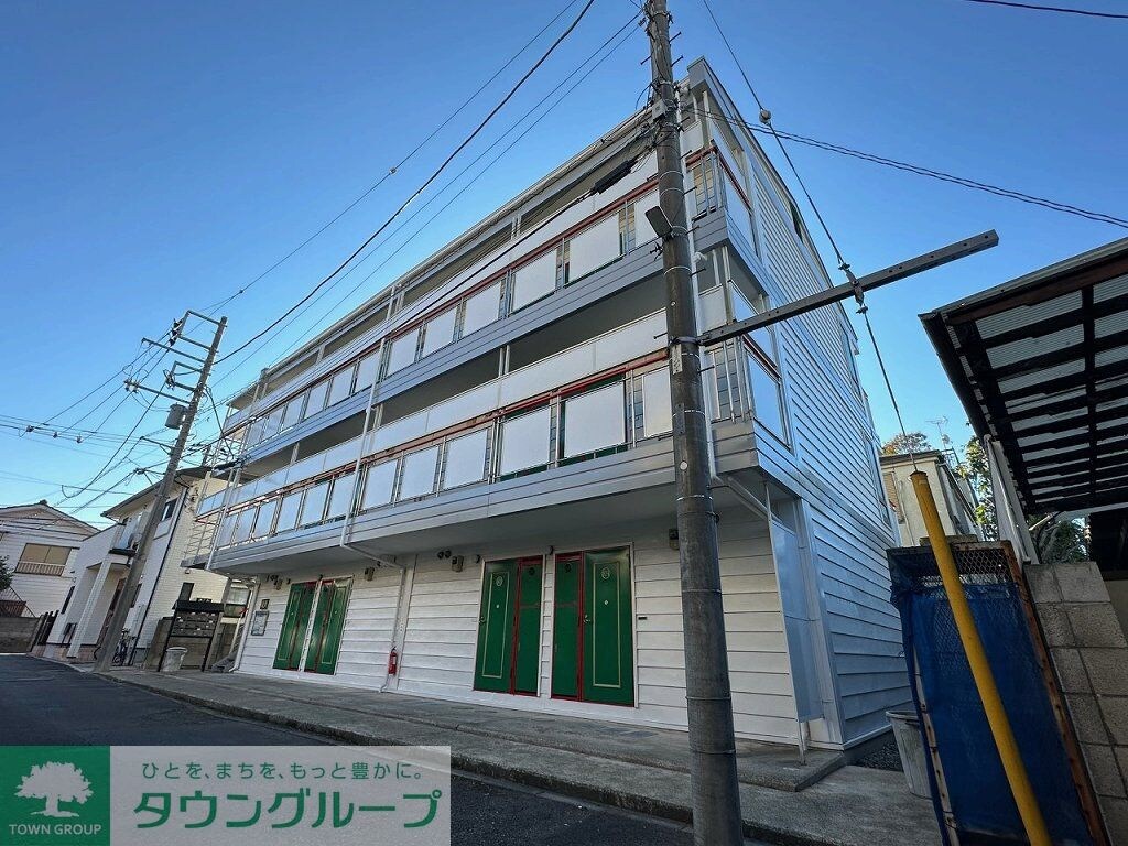 物件外観写真1　(2022年12月に外壁塗装しました。)