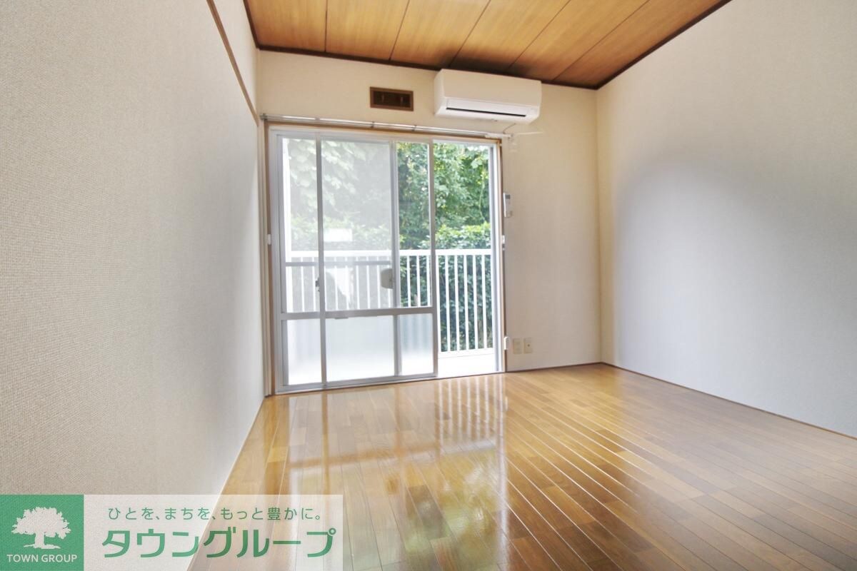 物件内観写真13　(リビング/居室)