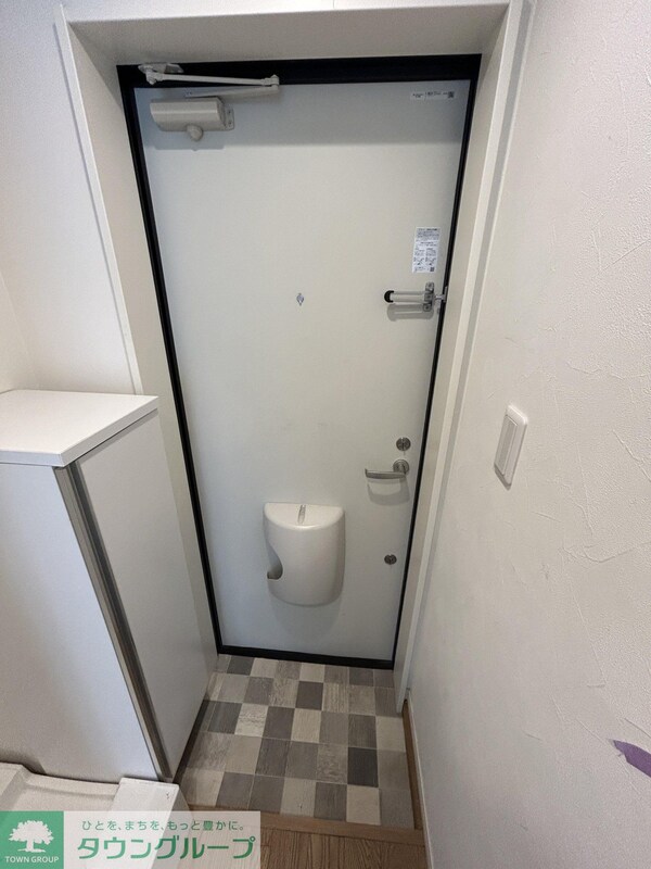 玄関(同シリーズ)