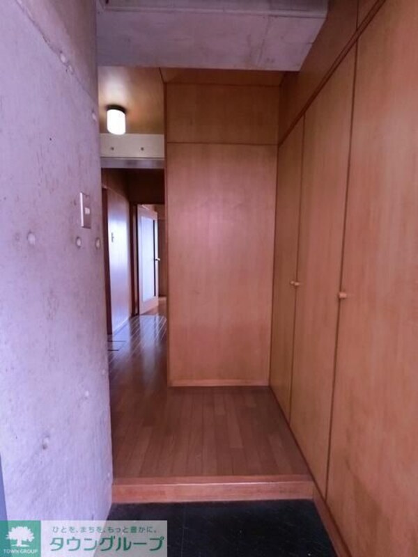 玄関(同シリーズ)