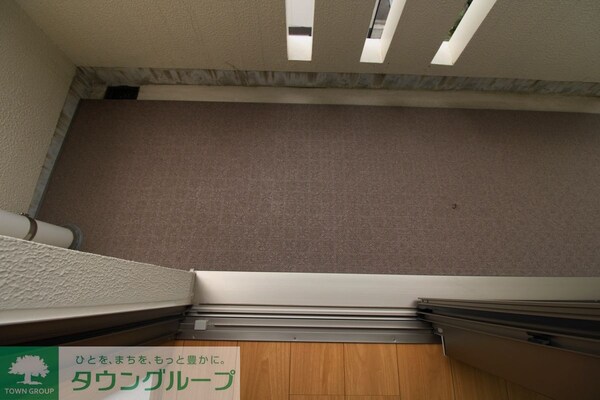 バルコニー(同シリーズ)