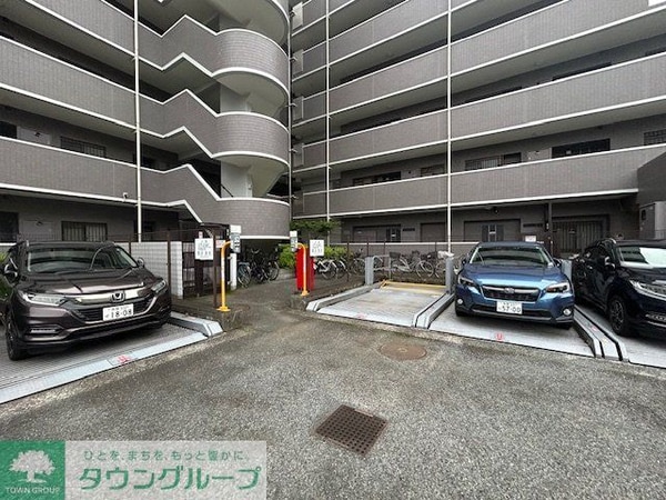 駐車場(駐車場)