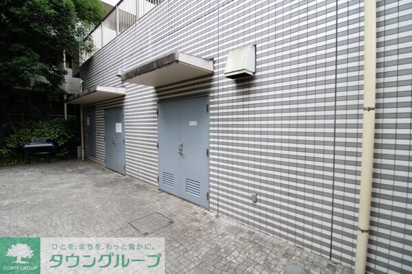 共有部分(ゴミ置き場)