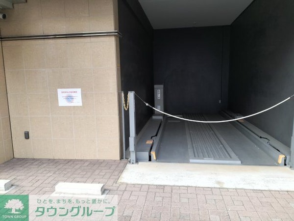 駐車場(駐車場)