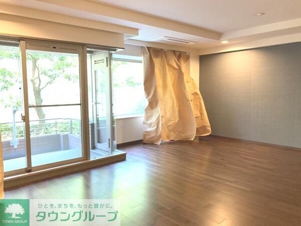 リビング・居室(※写真は同タイプ住戸です。)