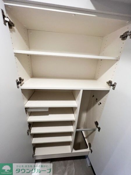 物件内観写真13　(収納)