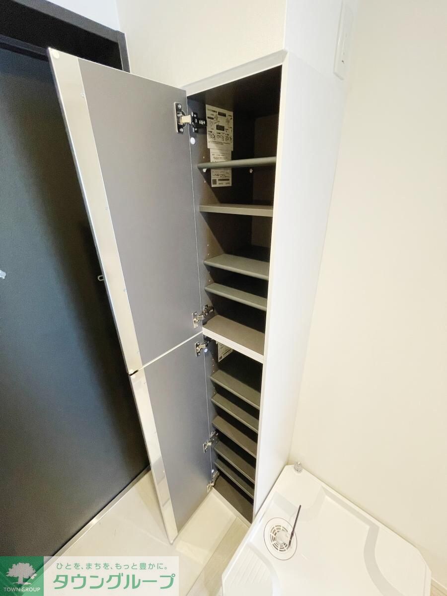 物件内観写真10　(収納)