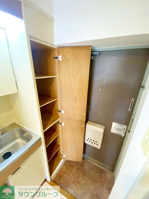 玄関(お部屋探しはタウンハウジングへ♪)