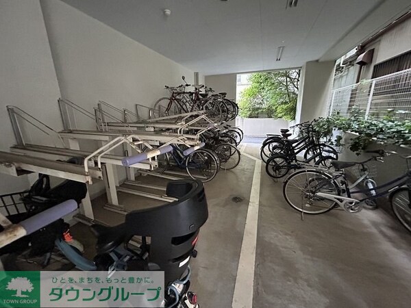 駐車場(駐車場)