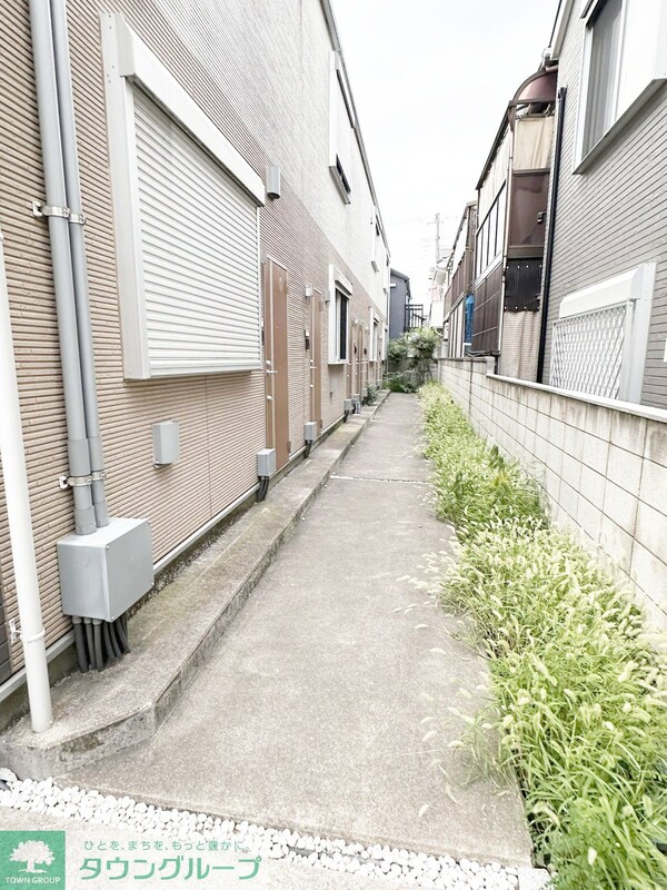 エントランス(庭)