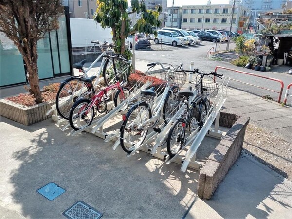 その他(自転車置き場)