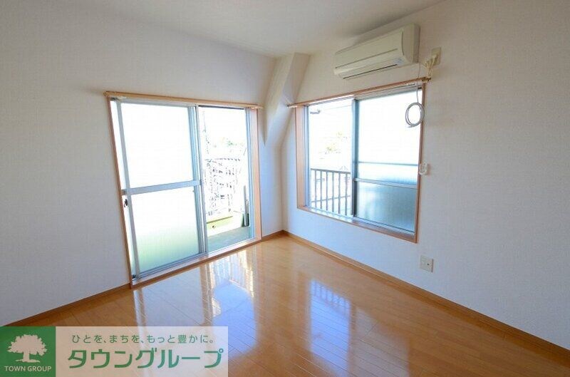 物件内観写真9　(リビング/居室)