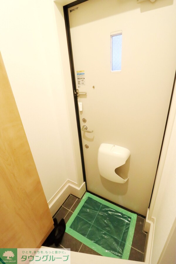 玄関(洗面)