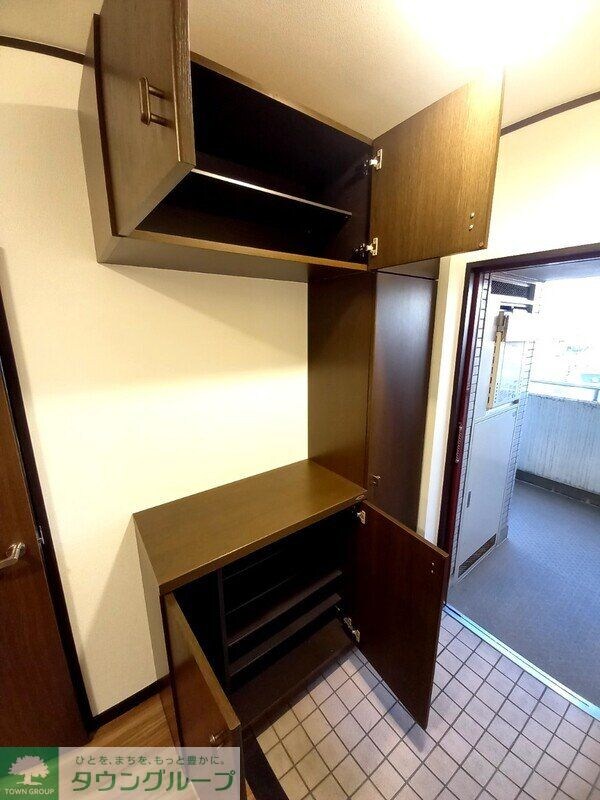 玄関(玄関)