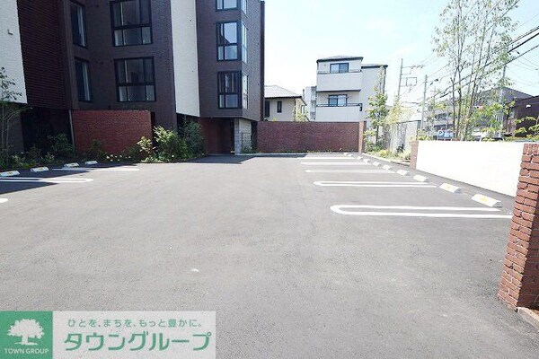 駐車場(駐車場)