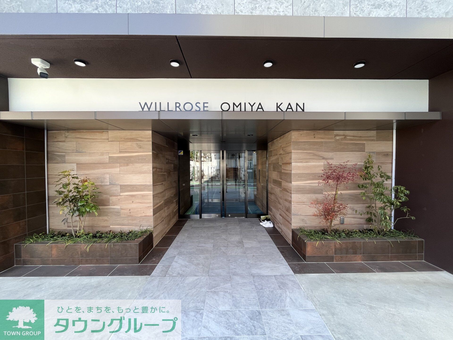 物件内観写真15　(エントランス)