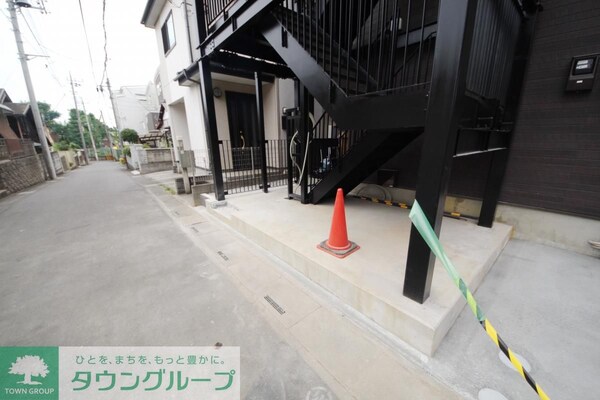 ロビー(駐車場)