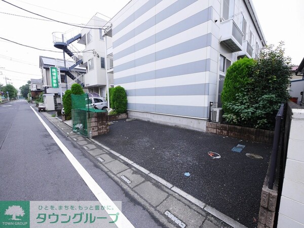 駐車場(駐車場)