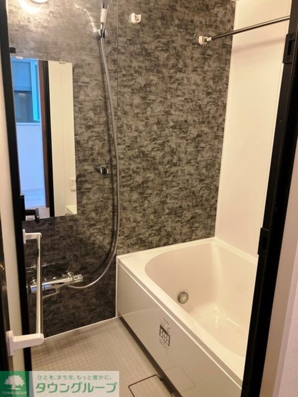 バス／シャワールーム等(※同施工写真)