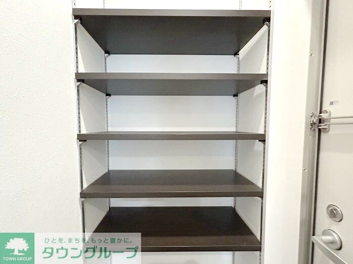 物件内観写真7　(収納)