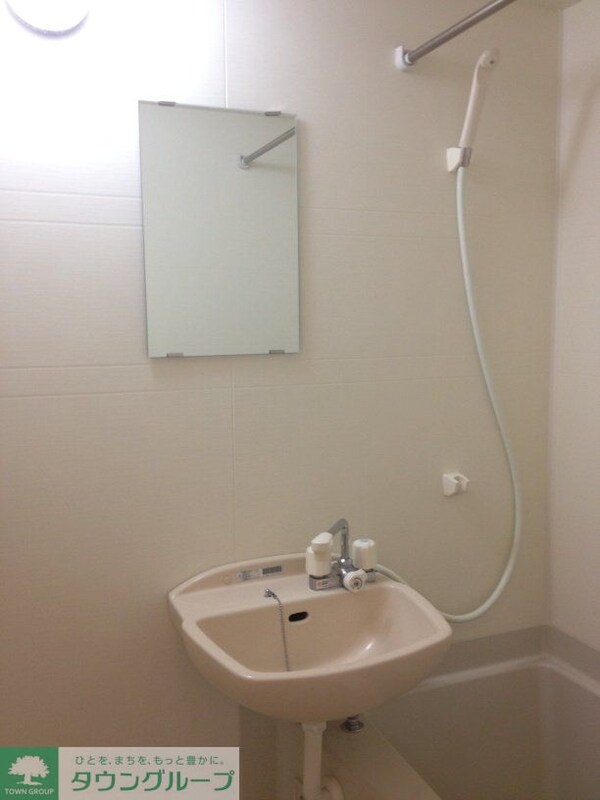 バス／シャワールーム等(浴室乾燥機付バスルーム)