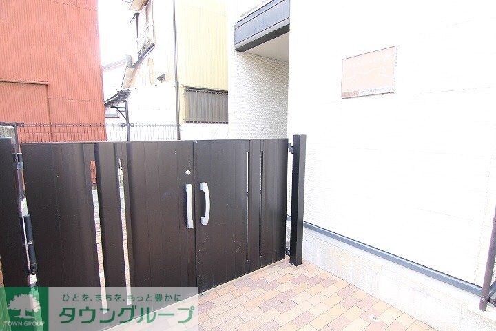 物件内観写真9　(オートロックゲート)