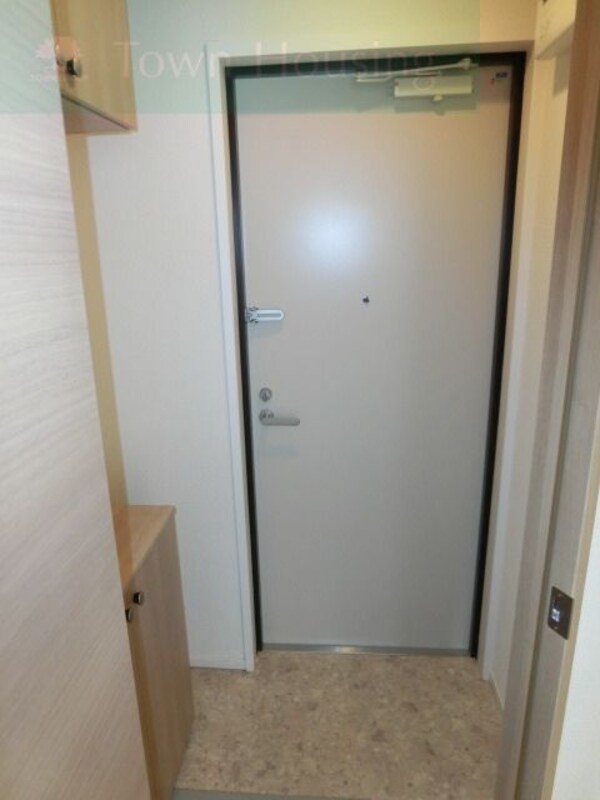 玄関(玄関は収納あります)