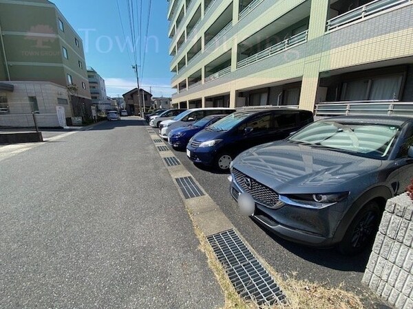 駐車場(駐車場)